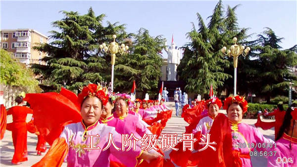 保定人民热烈庆祝“五一”国际劳动节。[00-00-10][20190508-09013594]