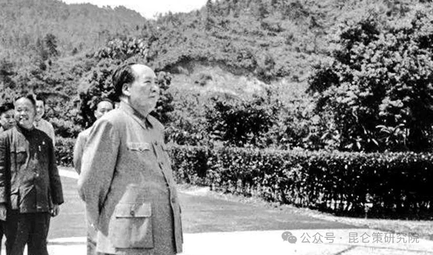 陈先义：从大历史角度看毛主席“土地公有制”的伟大意义